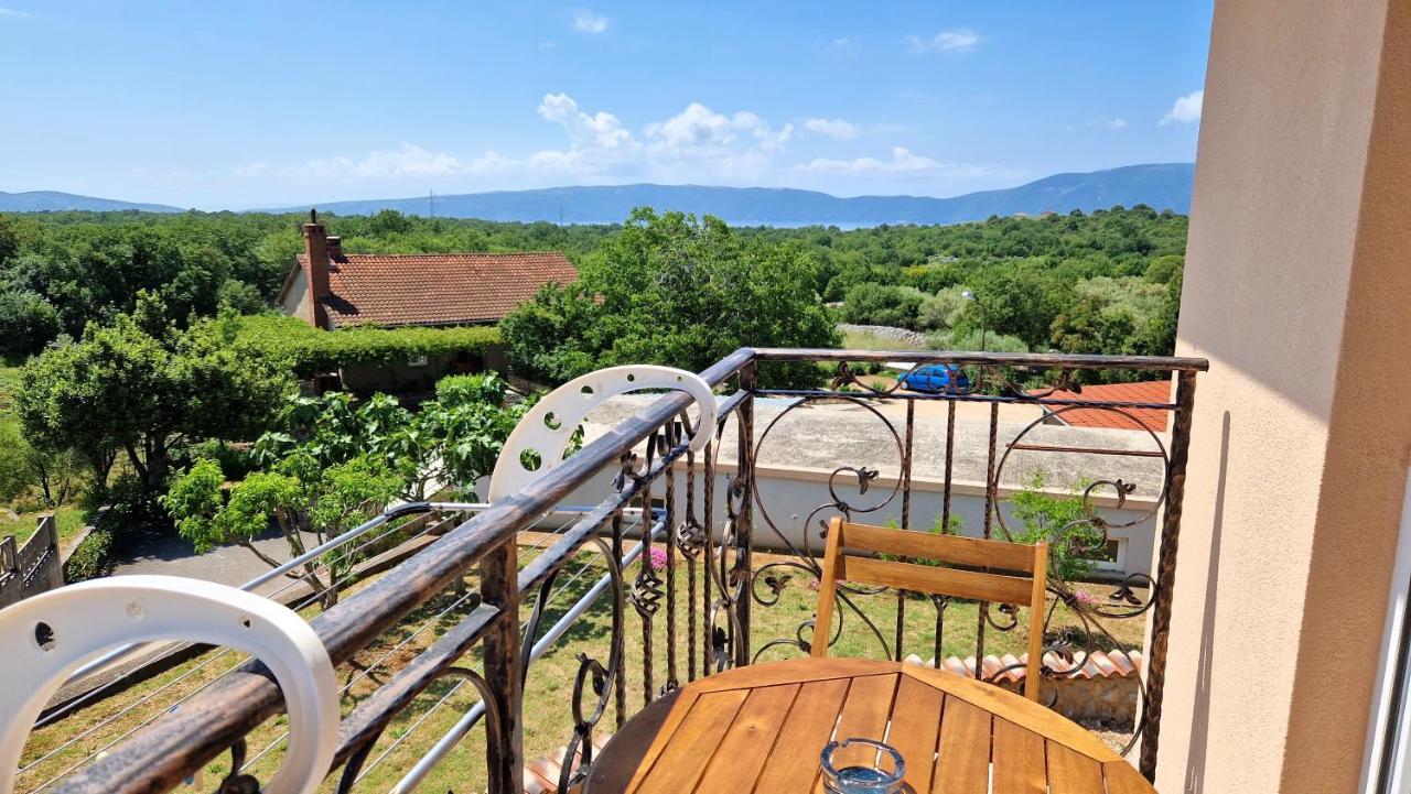 Apartments Pinezic Skrbčići 外观 照片