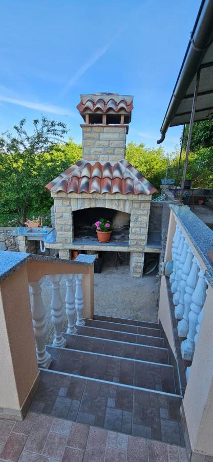 Apartments Pinezic Skrbčići 外观 照片